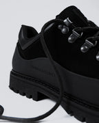 FLOWER INSTINCTS BOOTED GOAT