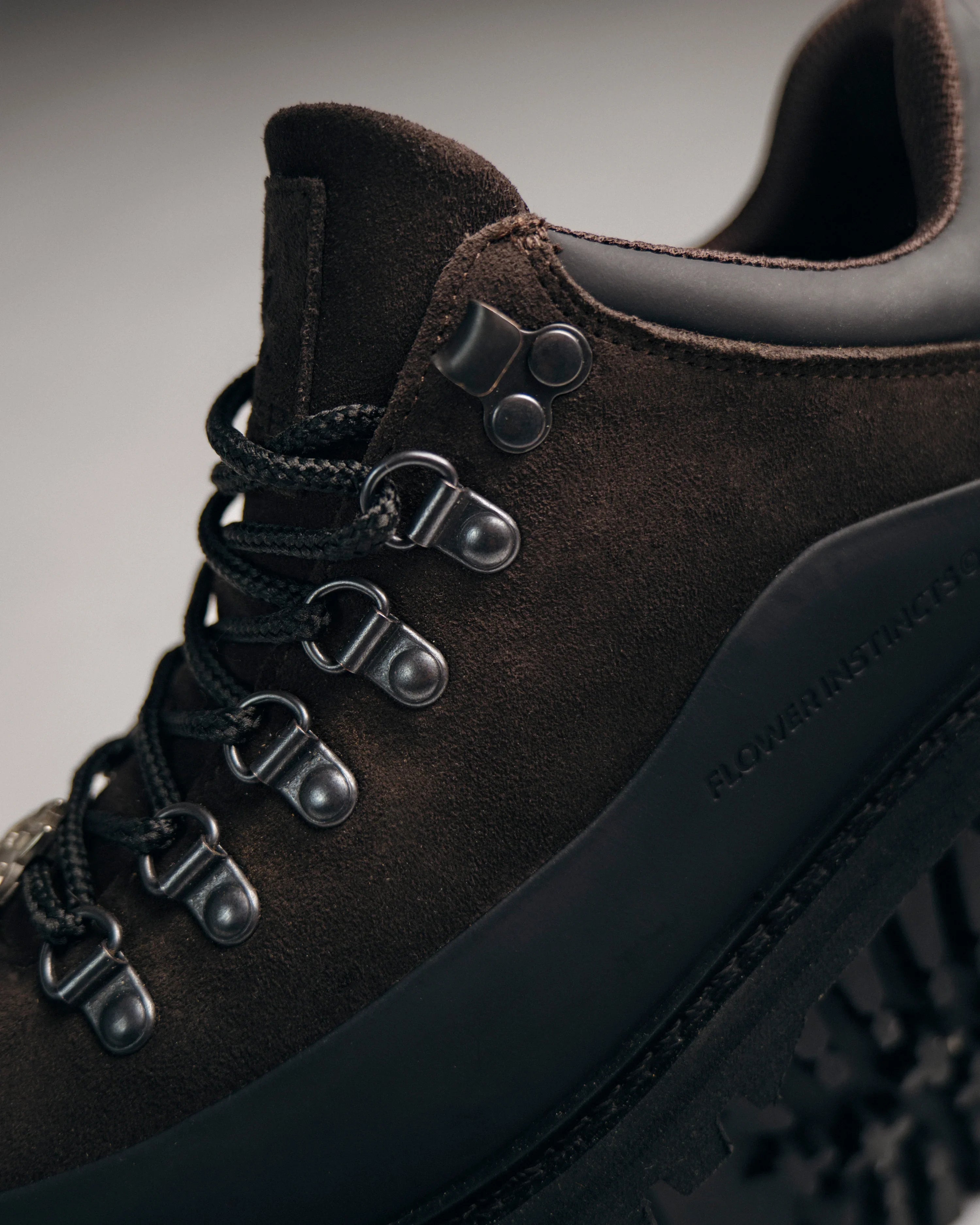 FLOWER INSTINCTS BOOTED GOAT