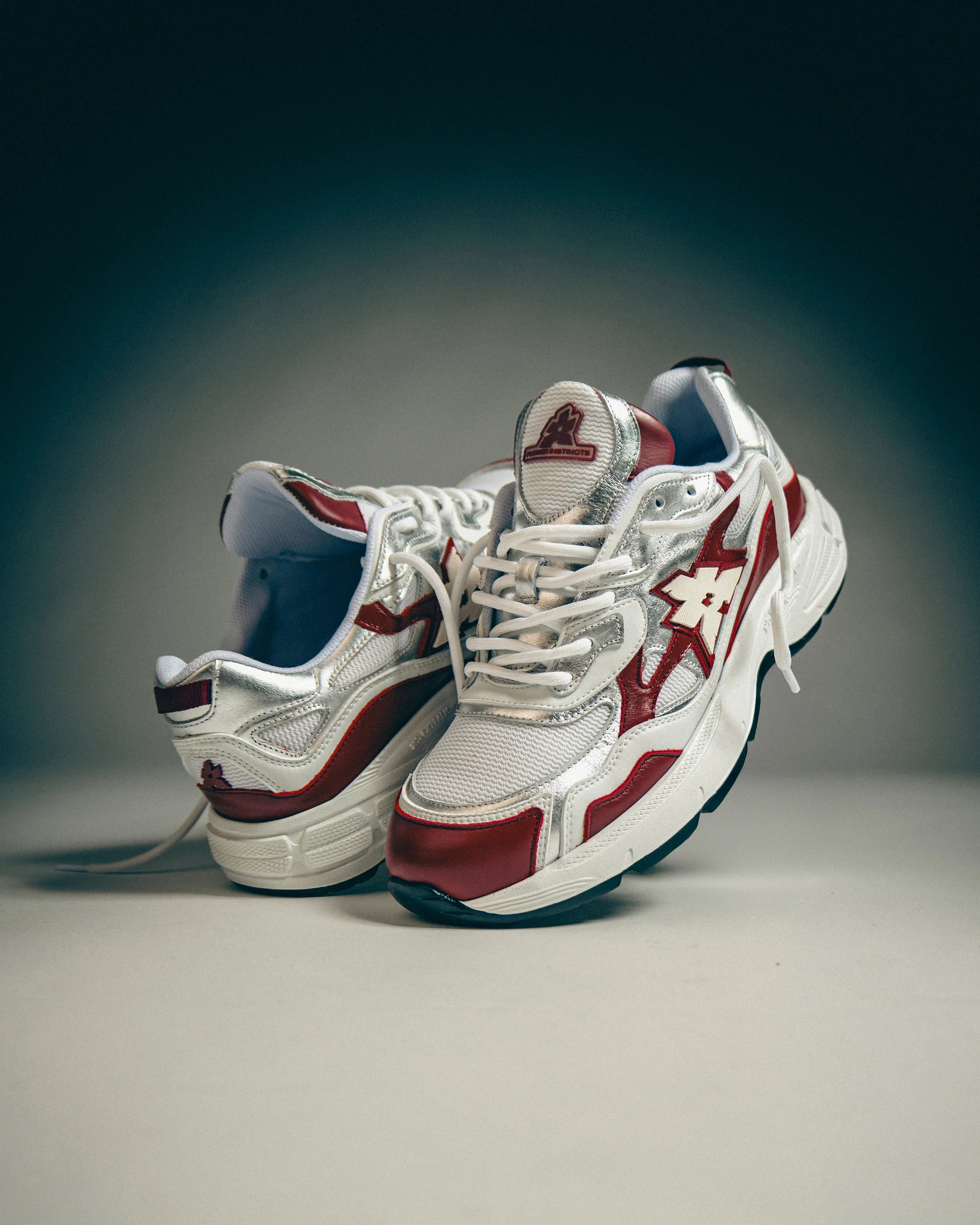 FLOWER INSTINCTS "COR-V RUNNER"