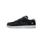 NIKE DUNK SB LOW MEDICOM TOY
