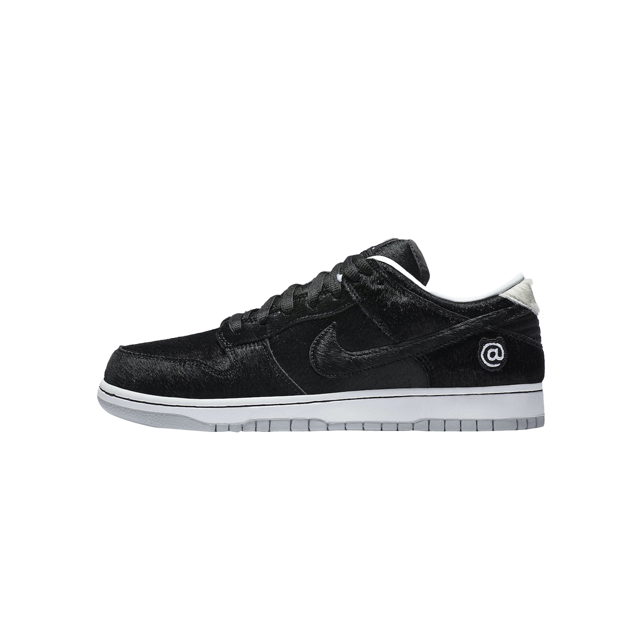 NIKE DUNK SB LOW MEDICOM TOY