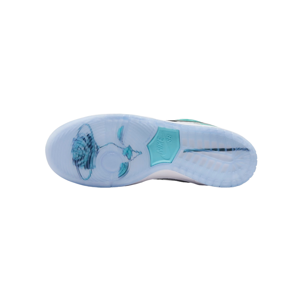 NIKE DUNK SB LOW APRIL SKATEBOARDS