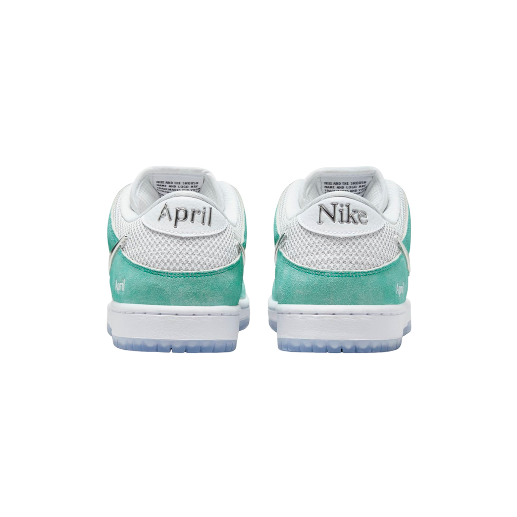 NIKE DUNK SB LOW APRIL SKATEBOARDS