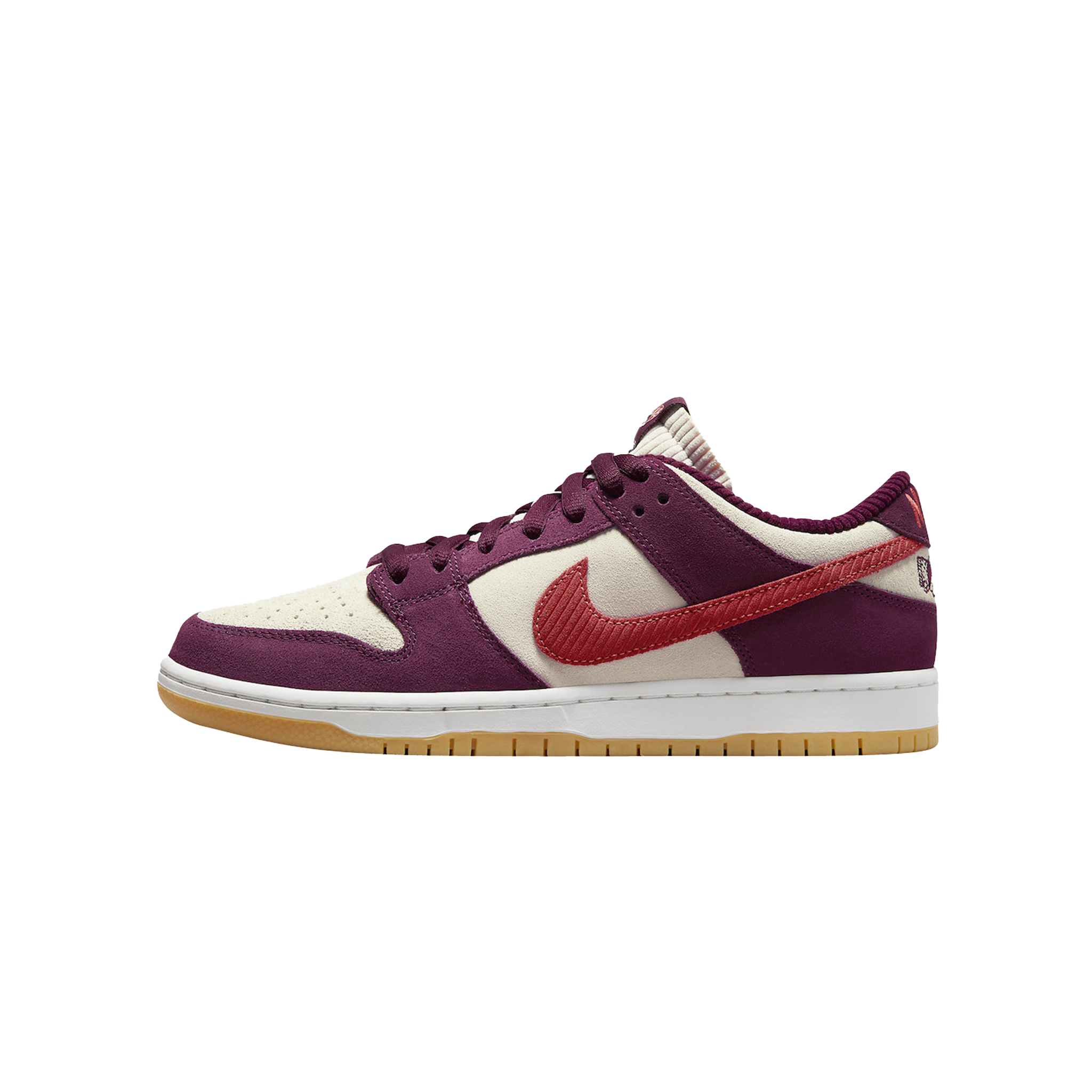 NIKE DUNK SB LOW SKATE LIKE A GIRL
