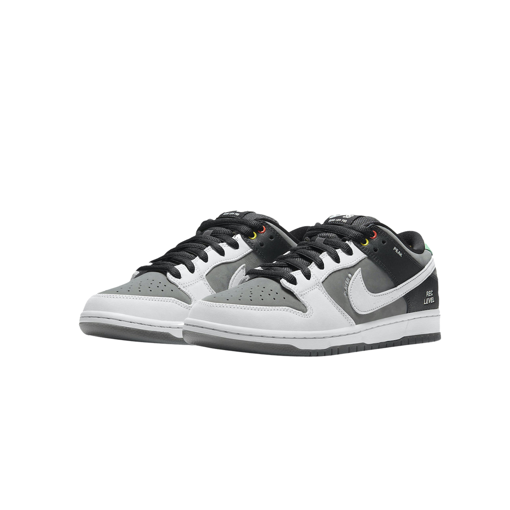 NIKE DUNK SB LOW VX1000